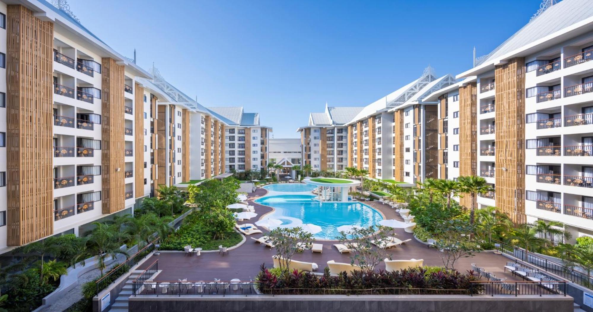 Отель Wyndham Jomtien Pattaya На Джомтьен Экстерьер фото